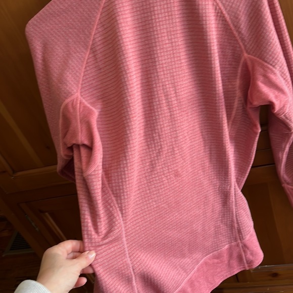 Patagonia 1/2 zip top, large - Picture 5 of 8
